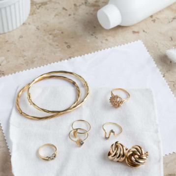 Jewelry Cleaning guide