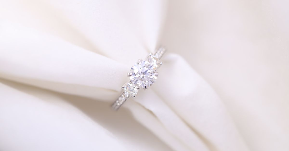 Best Lab Diamond Engagement Rings 2026: Top 5 Ranked
