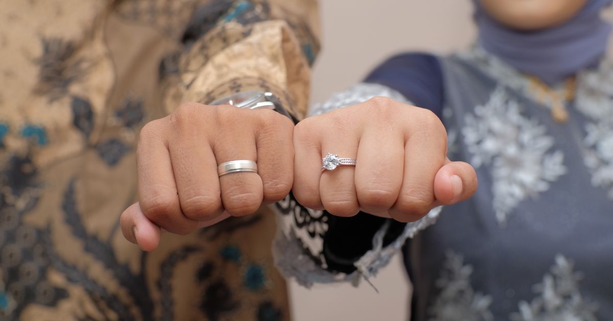 Best Engagement Rings 2026: Top 5 Ranked & Compared