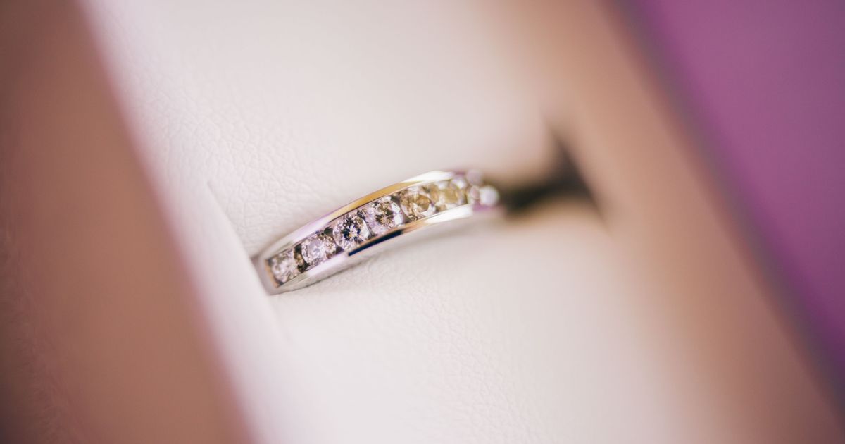 Best Lab-Grown Diamond Wedding Bands 2026: Top 5 Ranked