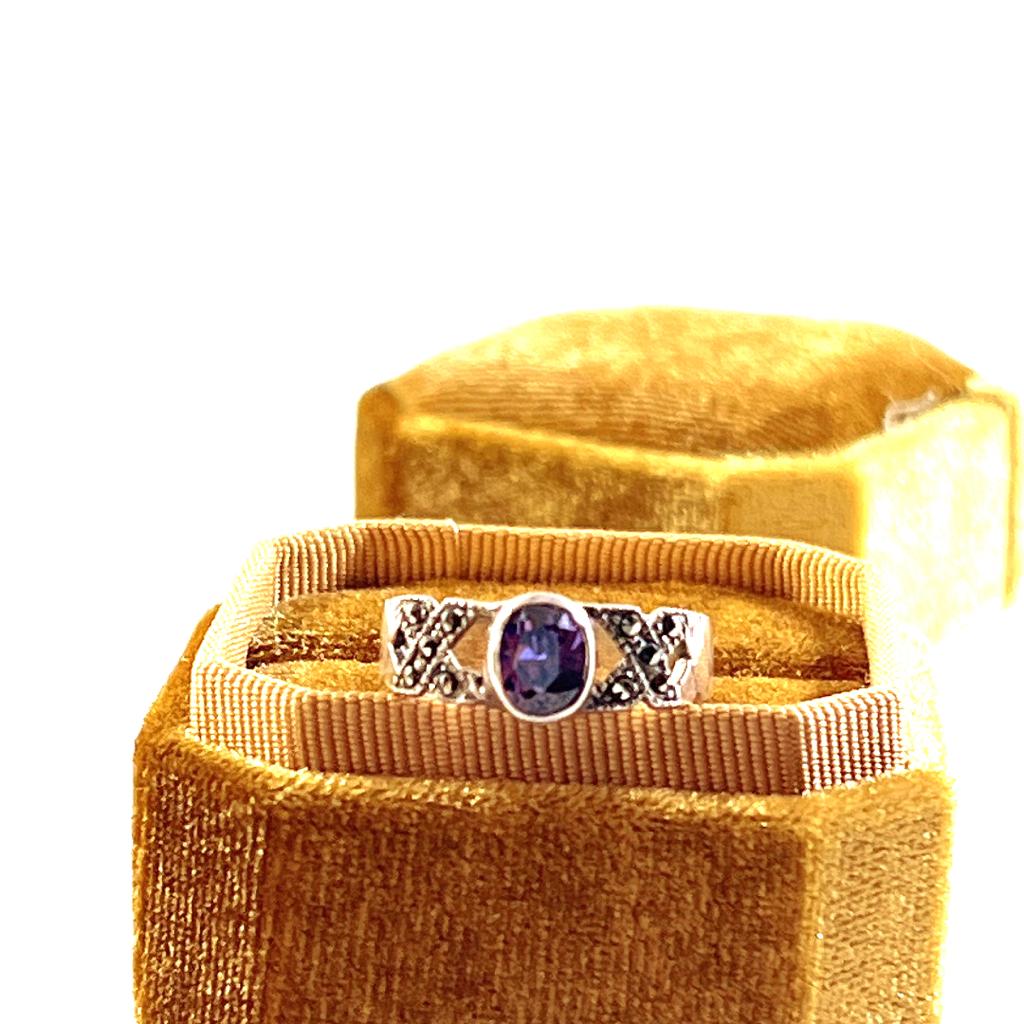MULTI-GEM LADIES AMETHYST OVAL