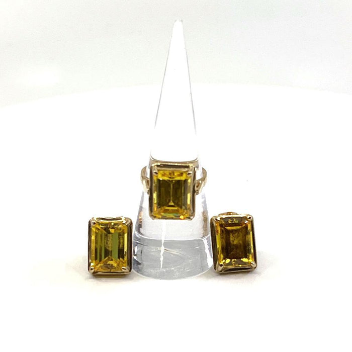 TOPAZ EMERALD CUT YELLOW GOLD