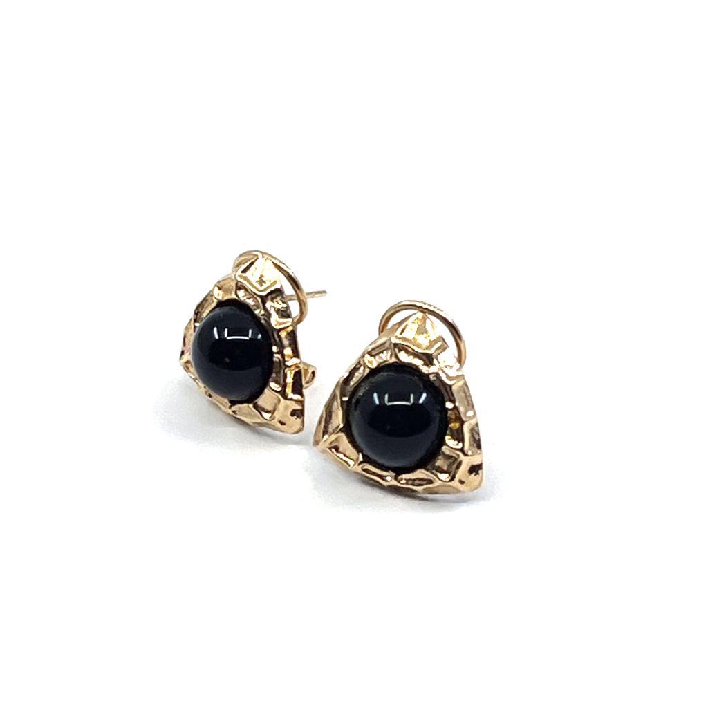 BLACK ONYX YELLOW GOLD TRIANGLE