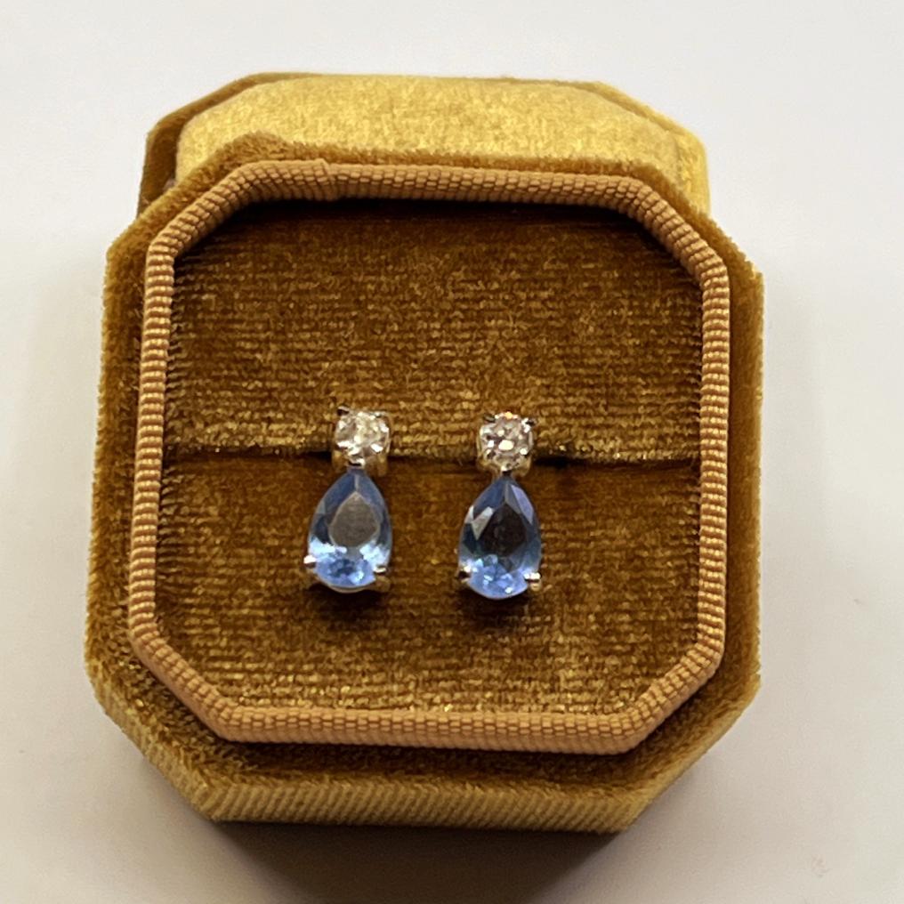 BLUE TOPAZ DROP SHAPED EAARINGS