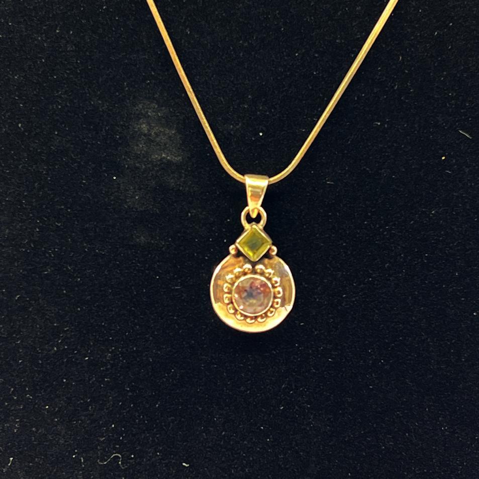 AMETHYST AND PERIDOT SNAKE NECKLACE