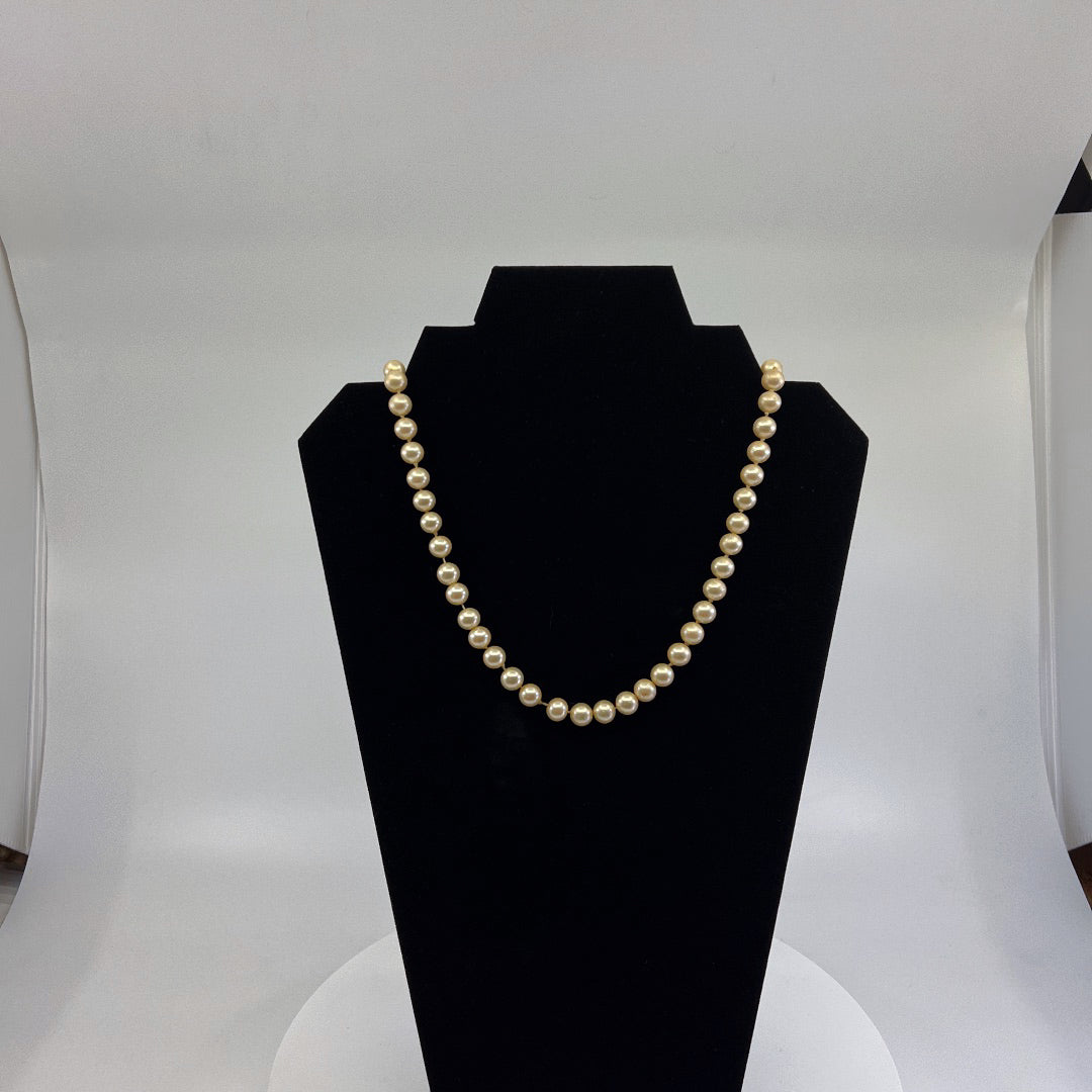 Akoya pearl necklace yellow pearls