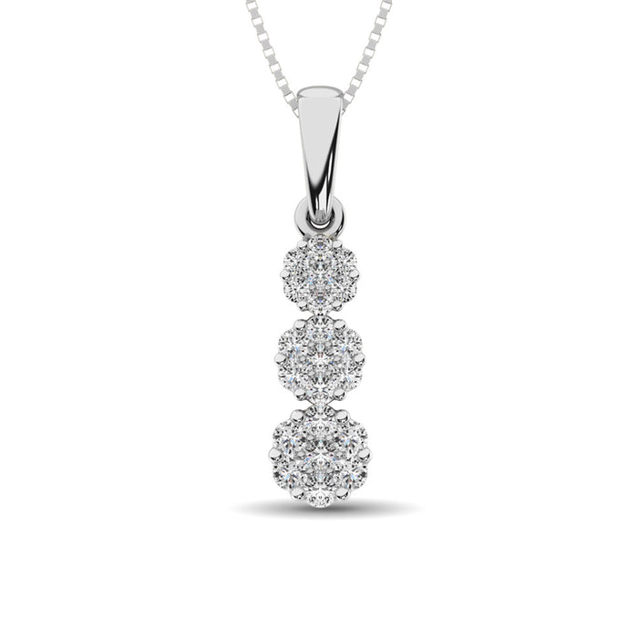 14K White Gold 1/4 Ct.Tw. Diamond Flower Pendant