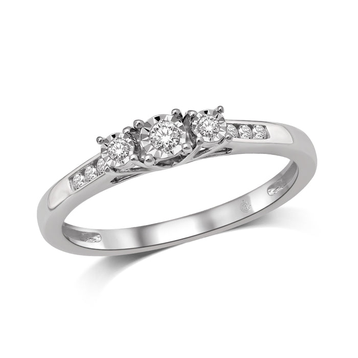 10K White Gold 1/4 Ct.Tw.Diamond Three Stone Ring