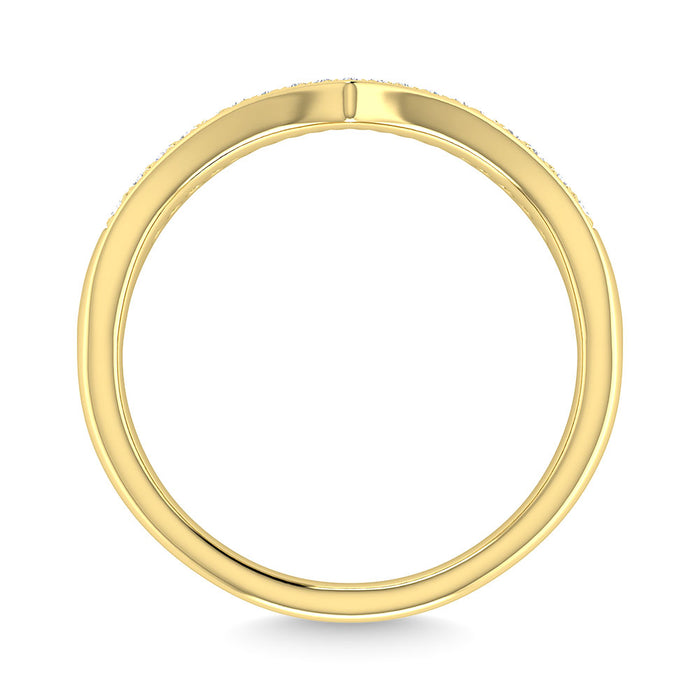 Diamond 1/6 Ct.Tw. Chevron Band in 14K Yellow Gold