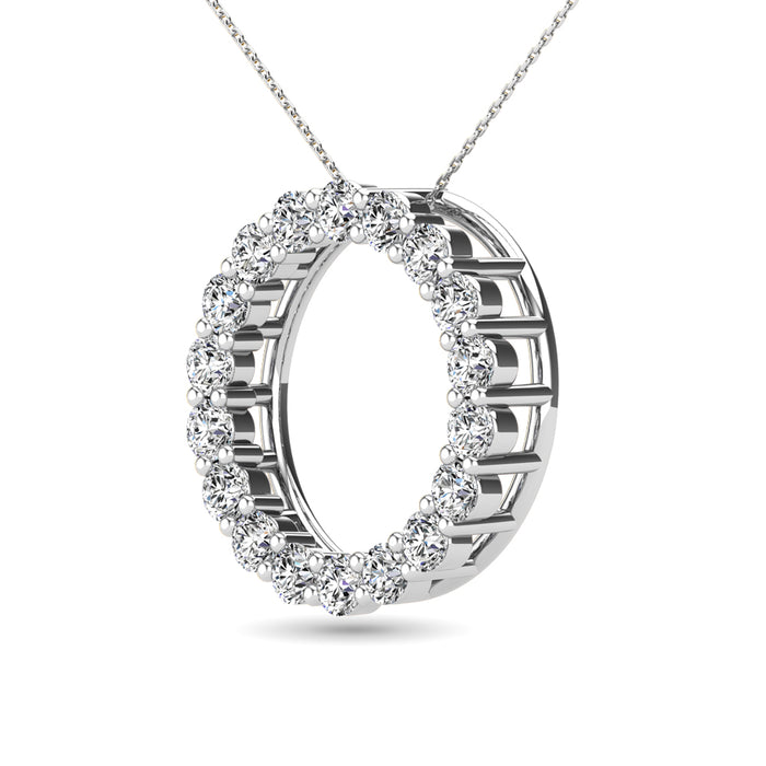 14K White Gold 2/5 Ct.Tw. Diamond Circle Pendant