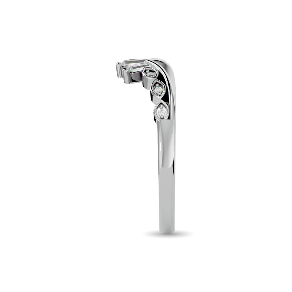 10KT WHITE GOLD 1/8CT TW DIAMOND CHEVRON BAND