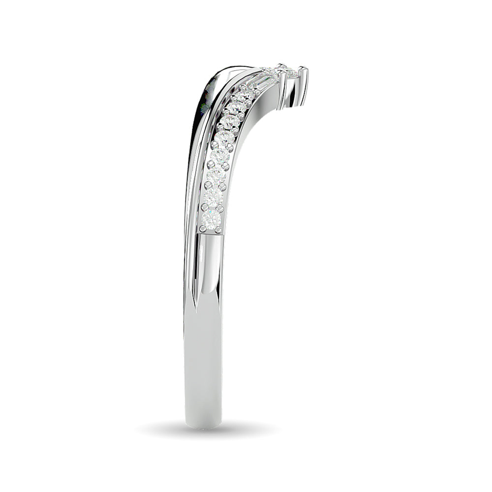 10KT WHITE GOLD 1/6CT TW DIAMOND CHEVRON BAND