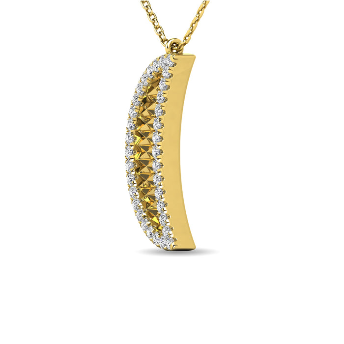 Diamond 1/10 ct tw Moon Pendant in 10K Yellow Gold