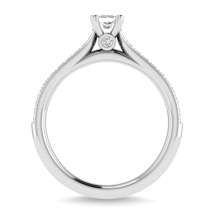 Diamond 3/4 Ct.Tw. Princess Shape Bridal Ring in 14K White Gold