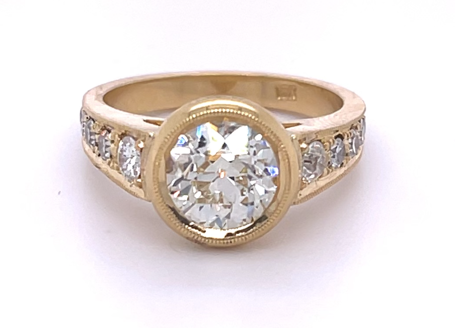 The Roma Ring