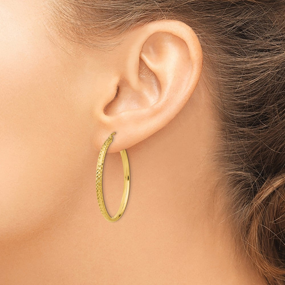 14K Diamond-cut 2.8x37mm Hollow Hoop Earrings